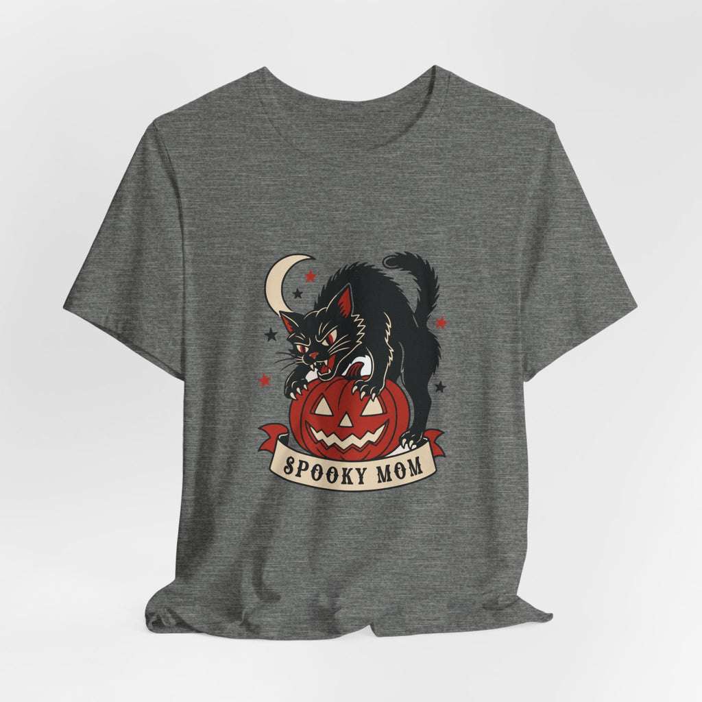 Spooky Mom black cat on jack-o-lantern T-Shirt | Halloween cat tee