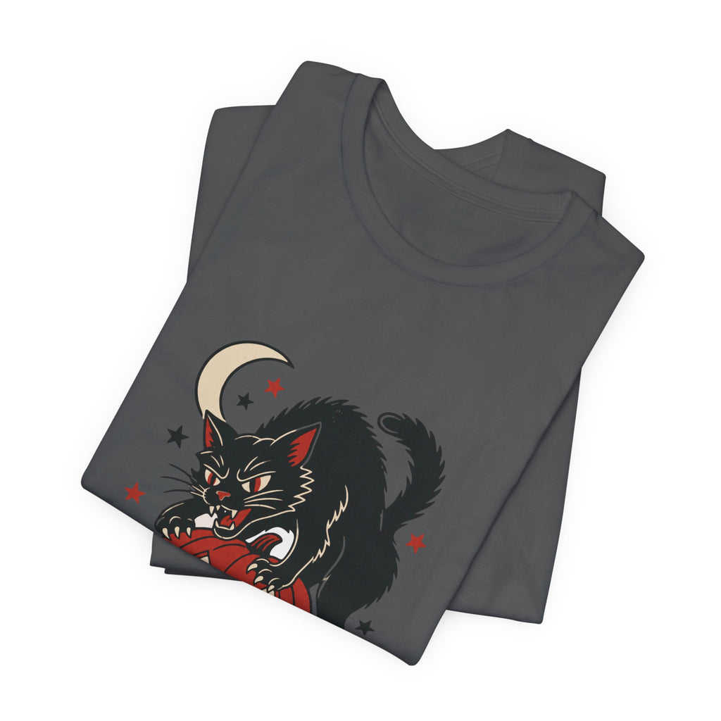 Spooky Mom black cat on jack-o-lantern T-Shirt | Halloween cat tee