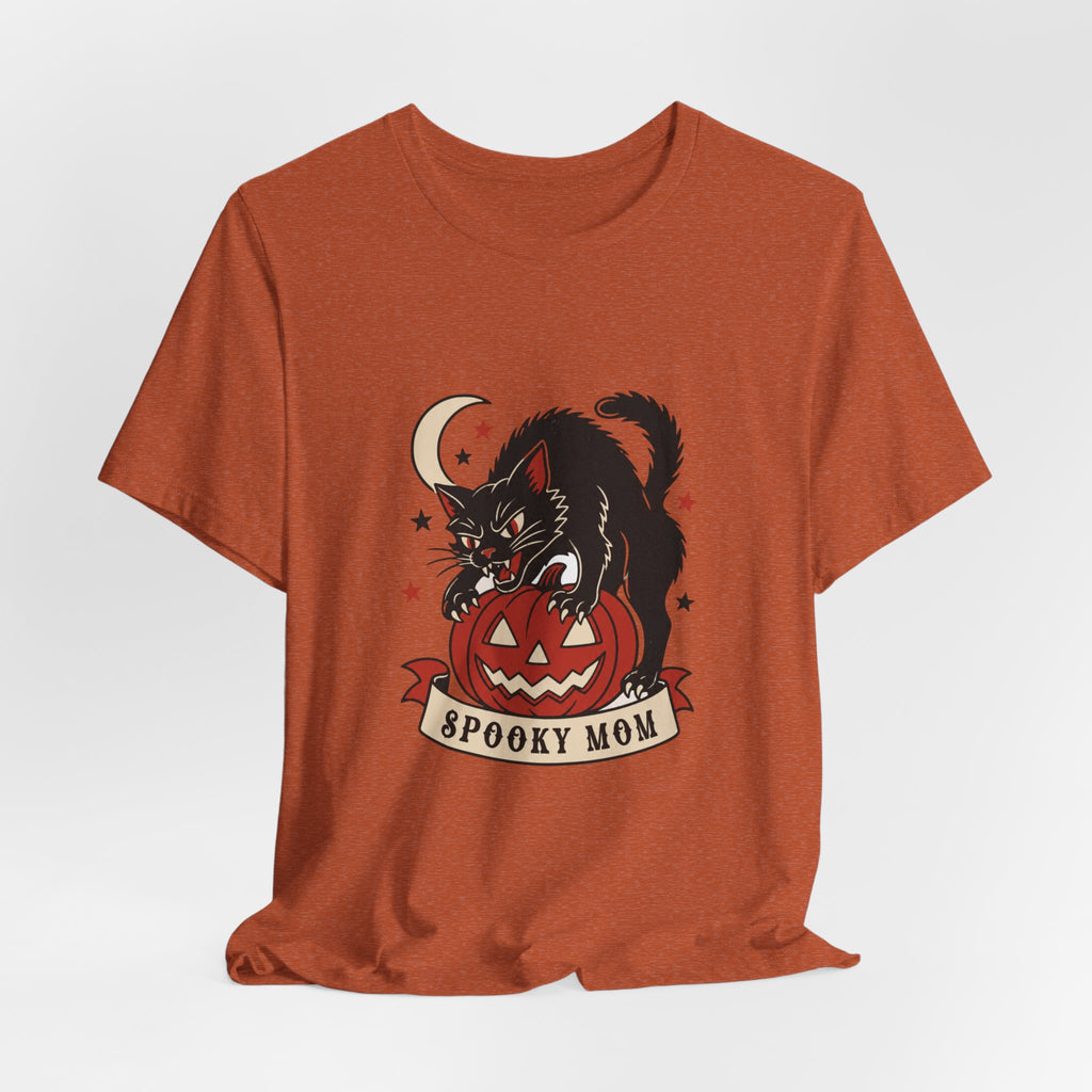 Spooky Mom black cat on jack-o-lantern T-Shirt | Halloween cat tee